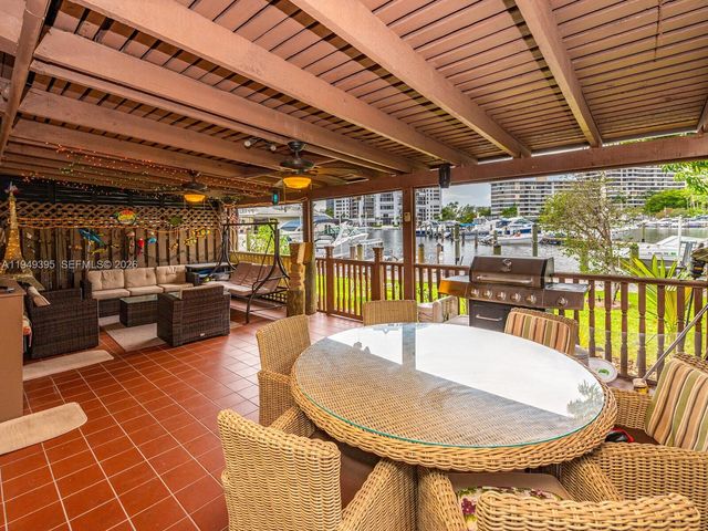 429 Leslie Dr 429, Hallandale Beach, FL 33009