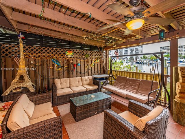 429 Leslie Dr 429, Hallandale Beach, FL 33009