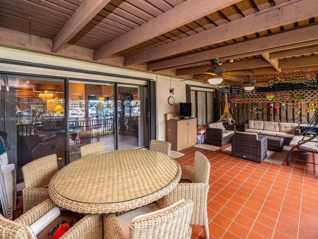 429 Leslie Dr 429, Hallandale Beach, FL 33009