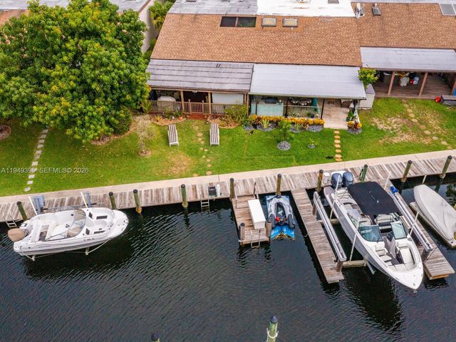 429 Leslie Dr 429, Hallandale Beach, FL 33009