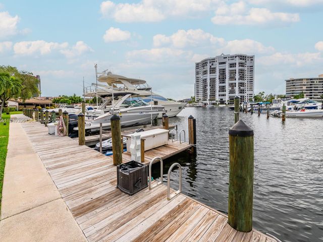 429 Leslie Dr 429, Hallandale Beach, FL 33009