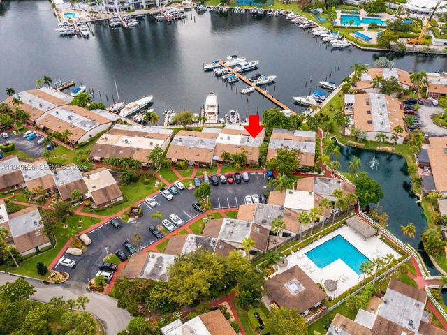 429 Leslie Dr 429, Hallandale Beach, FL 33009