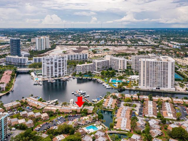 429 Leslie Dr 429, Hallandale Beach, FL 33009