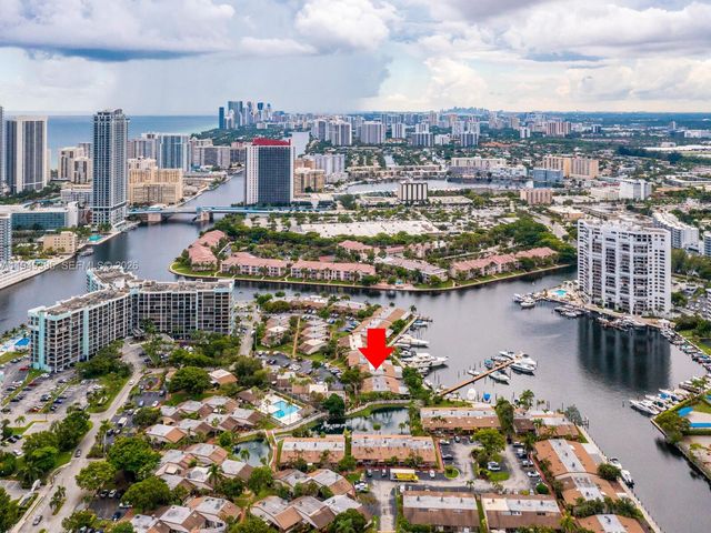 429 Leslie Dr 429, Hallandale Beach, FL 33009