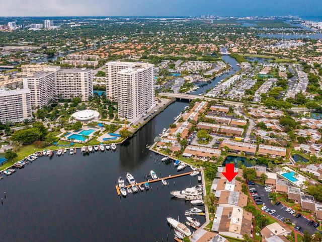 429 Leslie Dr 429, Hallandale Beach, FL 33009