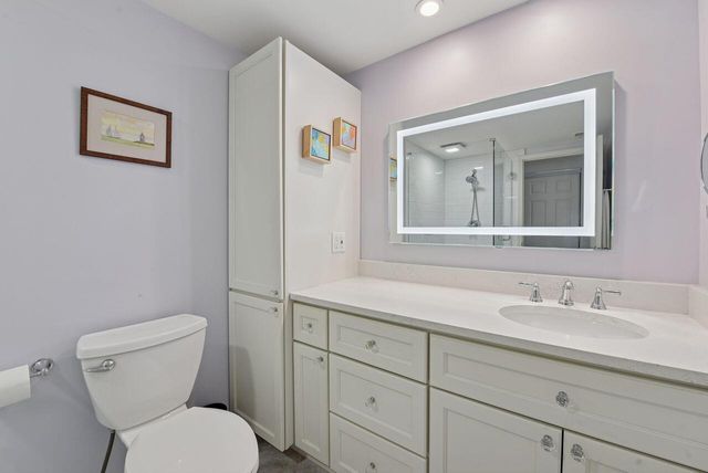 214 E 2nd Street, B, Covington, KY 41011