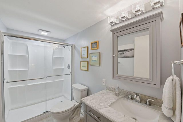 214 E 2nd Street, B, Covington, KY 41011