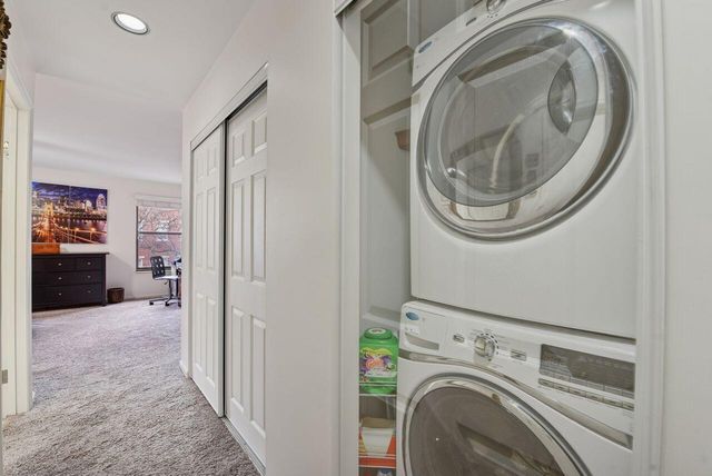 214 E 2nd Street, B, Covington, KY 41011