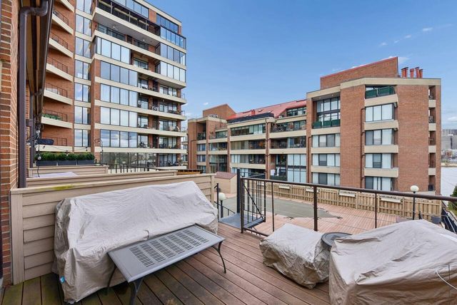 214 E 2nd Street, B, Covington, KY 41011