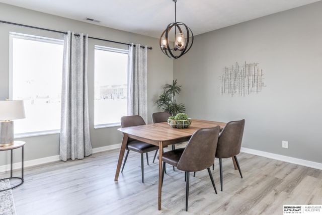 18165 Polk Court, Omaha, NE 68135