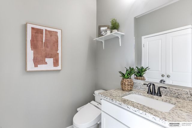 18165 Polk Court, Omaha, NE 68135