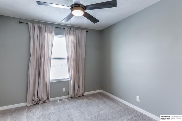 18165 Polk Court, Omaha, NE 68135