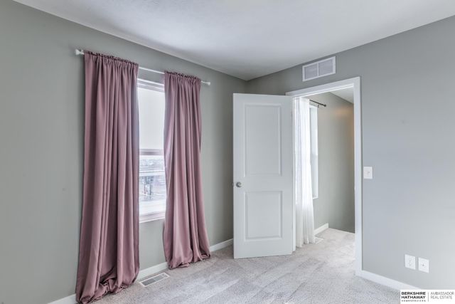 18165 Polk Court, Omaha, NE 68135