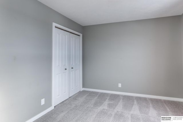 18165 Polk Court, Omaha, NE 68135