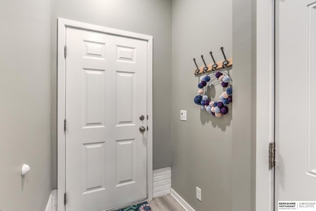 18165 Polk Court, Omaha, NE 68135