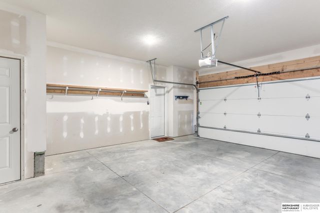 18165 Polk Court, Omaha, NE 68135