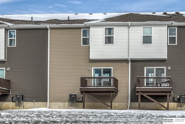 18165 Polk Court, Omaha, NE 68135