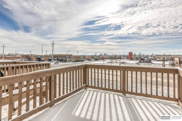 18165 Polk Court, Omaha, NE 68135