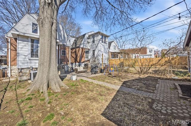 4932 Bonita Avenue, St Louis, MO 63109