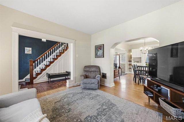 4932 Bonita Avenue, St Louis, MO 63109