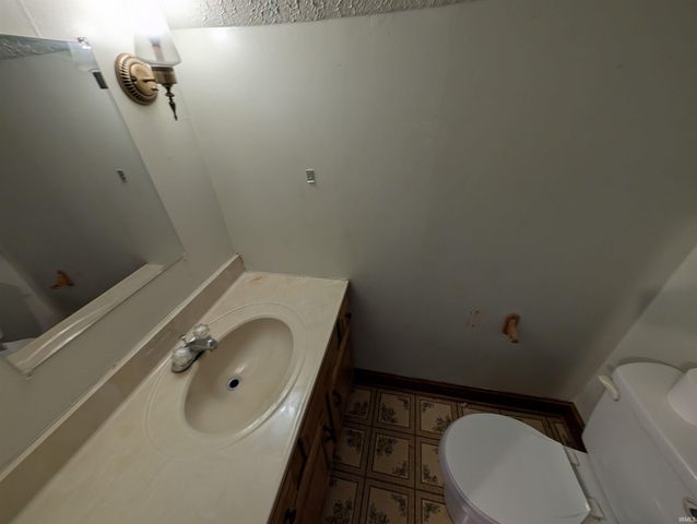 620 W 3rd Street, Bicknell, IN 47512