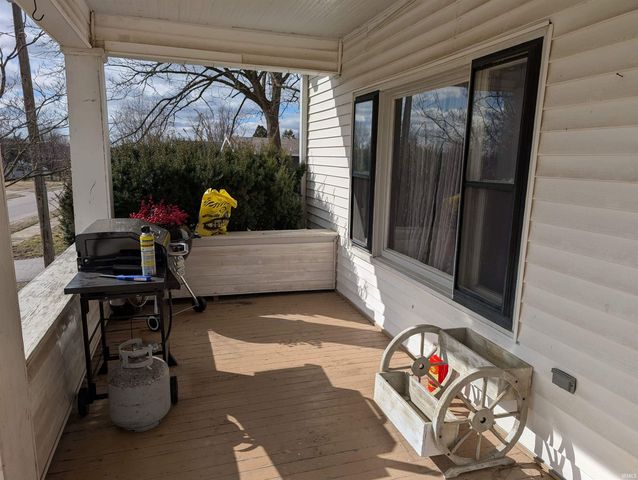 620 W 3rd Street, Bicknell, IN 47512