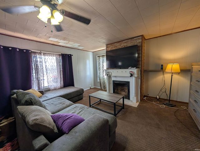 620 W 3rd Street, Bicknell, IN 47512