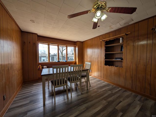 620 W 3rd Street, Bicknell, IN 47512