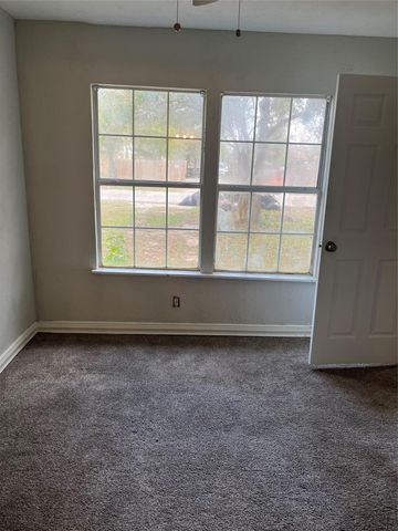 10533 Barnham Street, Houston, TX 77016