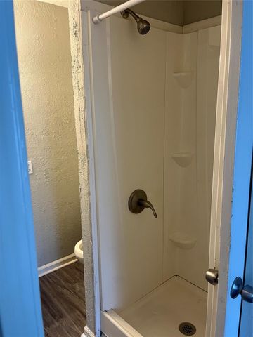 10533 Barnham Street, Houston, TX 77016