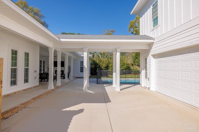 1806 E Hernandez St, Pensacola, FL 32503