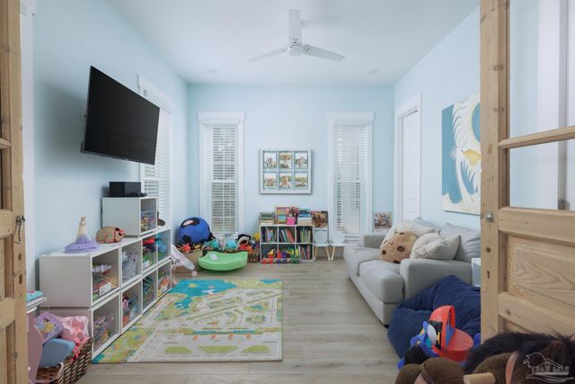 1806 E Hernandez St, Pensacola, FL 32503