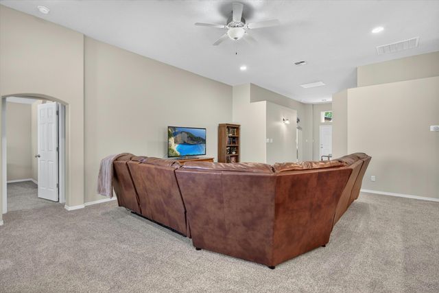 7109 Nagoya Road NE, Rio Rancho, NM 87144