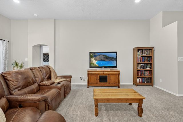 7109 Nagoya Road NE, Rio Rancho, NM 87144