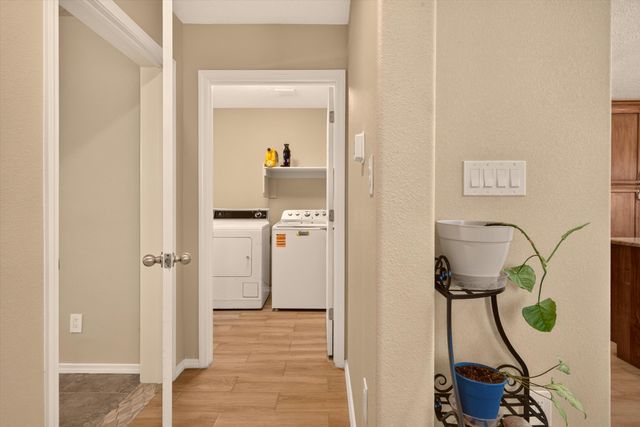 7109 Nagoya Road NE, Rio Rancho, NM 87144