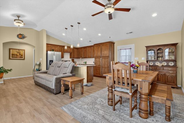 7109 Nagoya Road NE, Rio Rancho, NM 87144