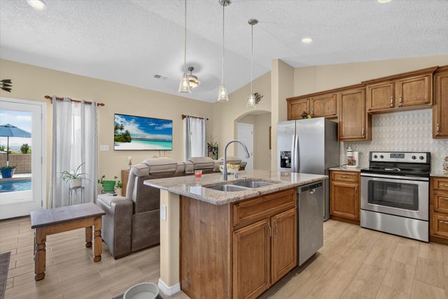 7109 Nagoya Road NE, Rio Rancho, NM 87144