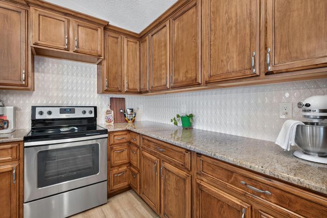 7109 Nagoya Road NE, Rio Rancho, NM 87144