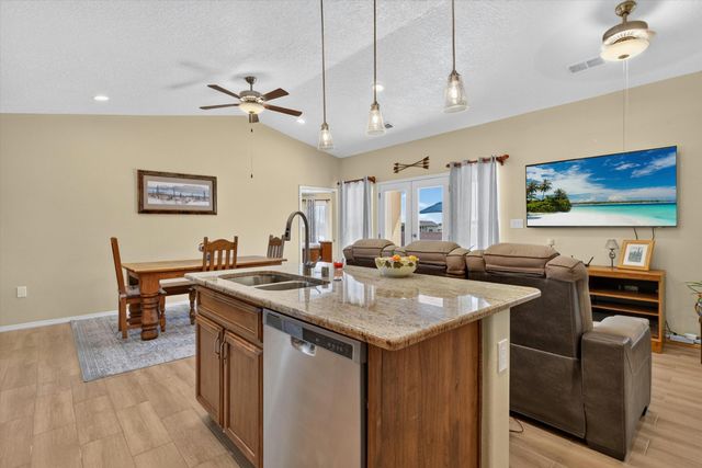 7109 Nagoya Road NE, Rio Rancho, NM 87144