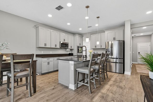 7241 NOTCHED PINE BEND, Wesley Chapel, FL 33545