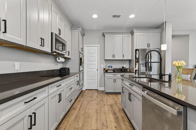 7241 NOTCHED PINE BEND, Wesley Chapel, FL 33545