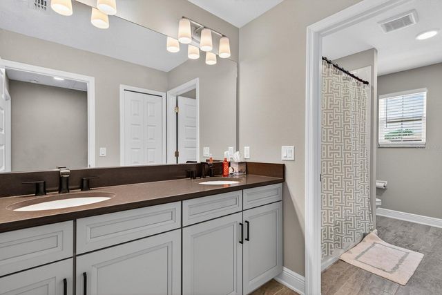 7241 NOTCHED PINE BEND, Wesley Chapel, FL 33545