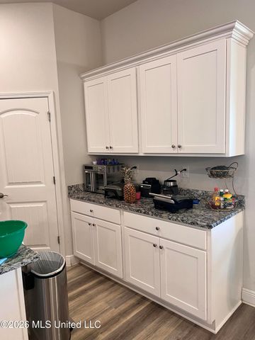 14017 Oak Arbor Drive, Gulfport, MS 39503