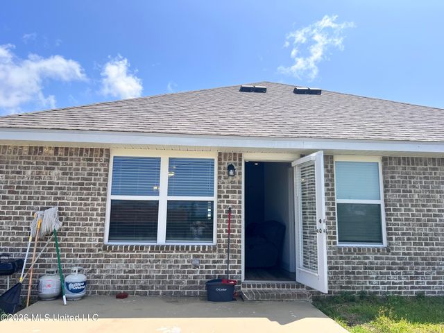 14017 Oak Arbor Drive, Gulfport, MS 39503