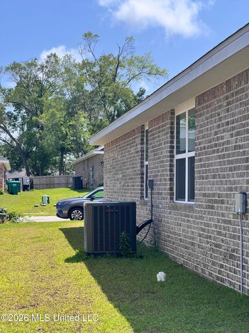 14017 Oak Arbor Drive, Gulfport, MS 39503