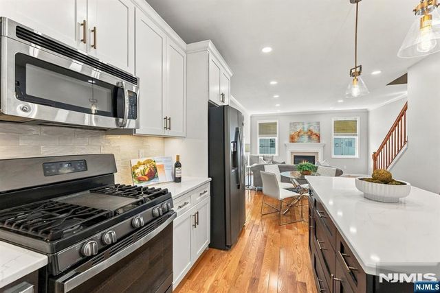 425 Manchester Drive, Nutley, NJ 07110