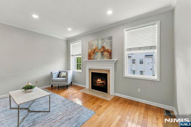 425 Manchester Drive, Nutley, NJ 07110