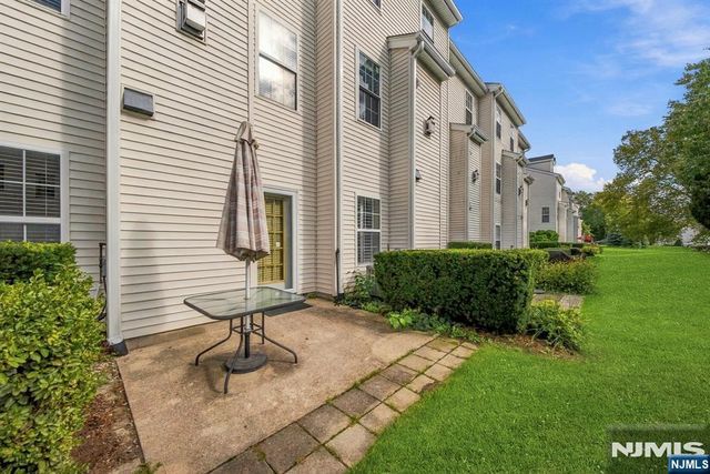 425 Manchester Drive, Nutley, NJ 07110
