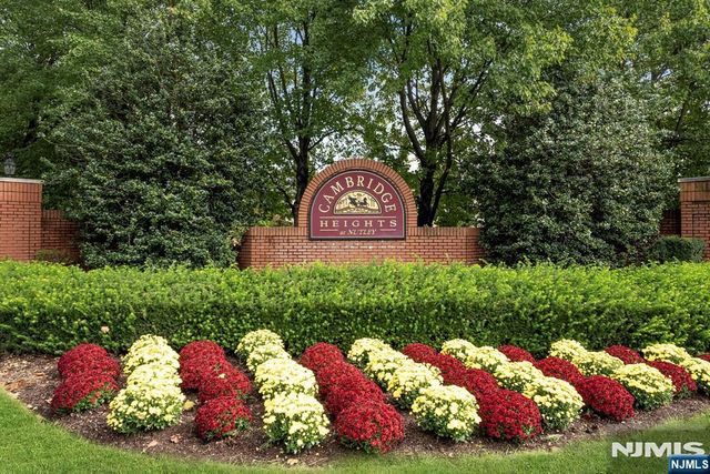 425 Manchester Drive, Nutley, NJ 07110