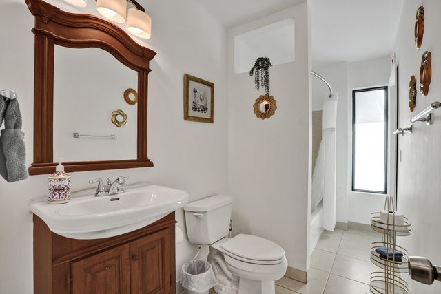 3672 NW 18TH Avenue, Oakland Park, FL 33309